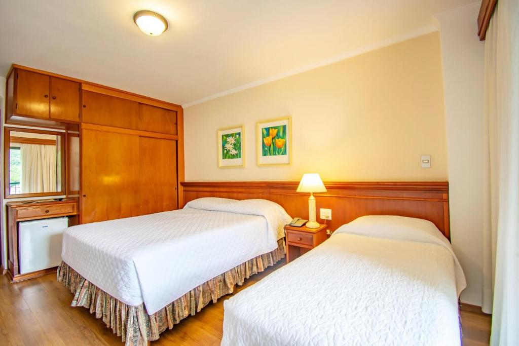 Foto de capa do Hotel Monte Real
